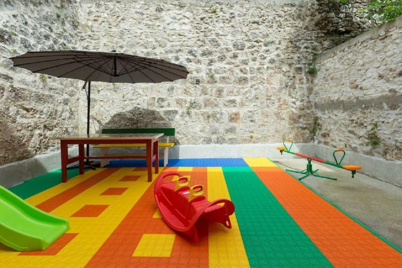 Villa Secret Gardens Mostar Buitenkant foto